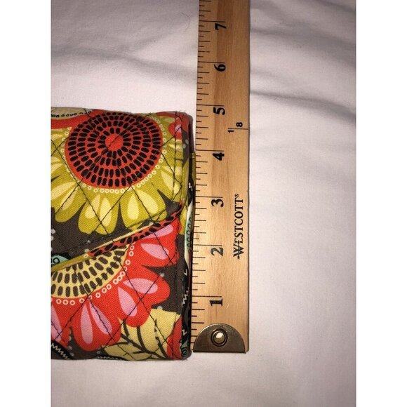 Vera Bradley Flower Shower Wristlet Clutch Wallet Phone Floral Turn Lock Quilted - Picture 4 of 9